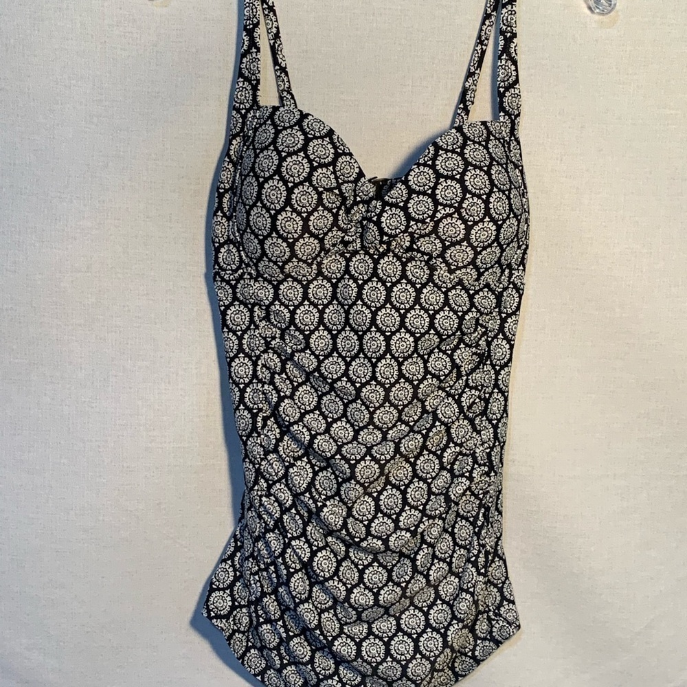 Merona Size Medium Black White One-Piece Swimsuit Skirt with Brief - Picture 7 of 7